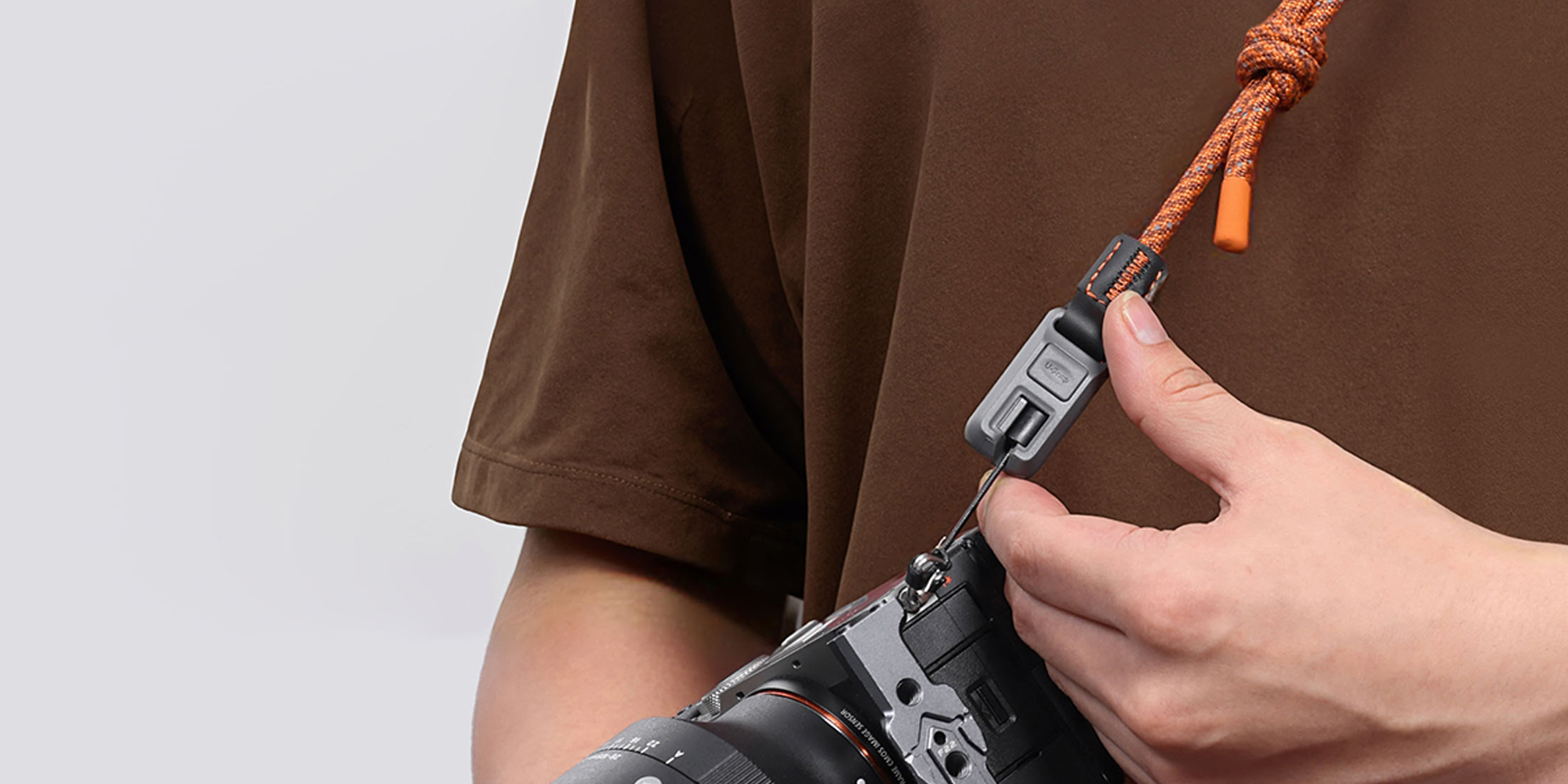 width=100% Pasek do aparatu Ulanzi CSS2 U-Snap - niebieski